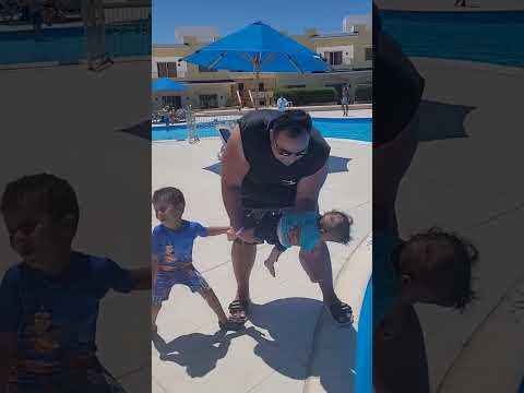 بابا هيرمي رامي ف المايه   ترند لمار  سويتز اكسبلور  