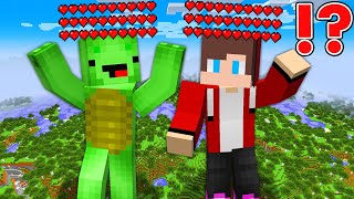 Minecraft TINY \& GIANT Speedrunner VS Hunter JJ and Mikey Challenge - in Minecraft Maizen!