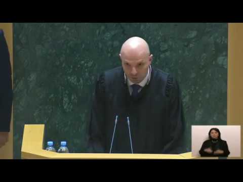 შალვა თადუმაძემ ფიცი დადო