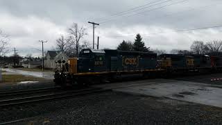 CSX SD40-2 leads wb tanker
