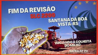 Colhendo milho com a 2200