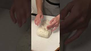 Shaping and scoring sourdough by Sourdough Enzo 7,303 views 1 year ago 1 minute, 37 seconds