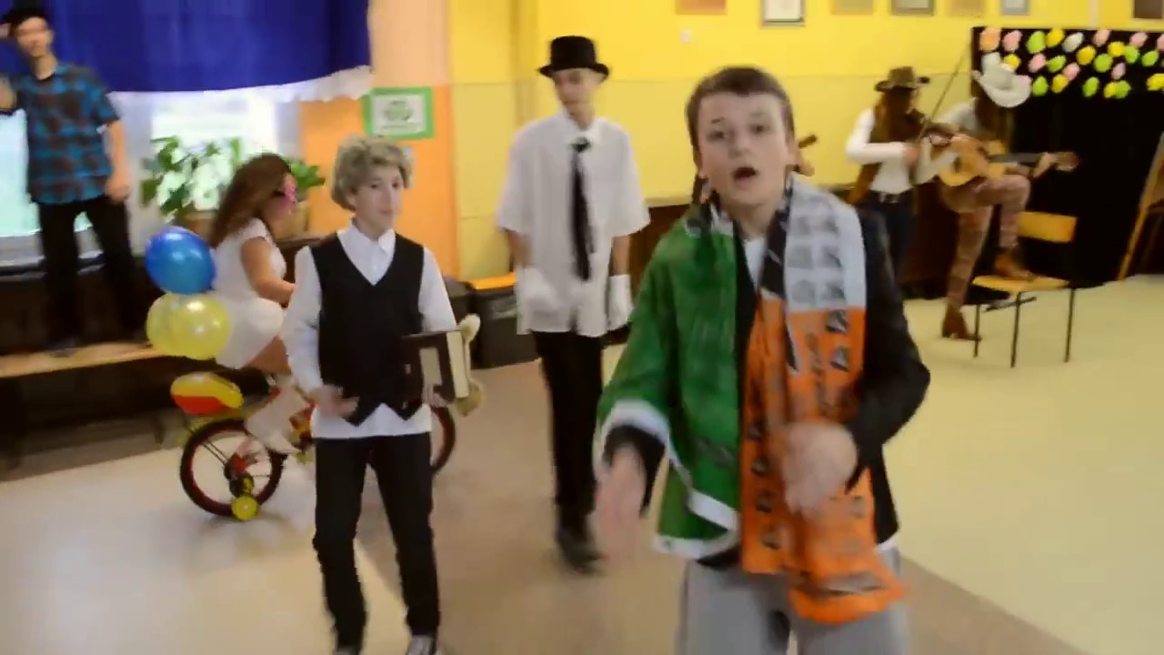 Lipdub Gimnazjum nr 4 im  Zbigniewa Herberta w Elblągu