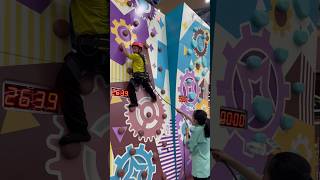 Dalam pengawasan ya guys #shortvideo #wallclimb #youtubeshorts