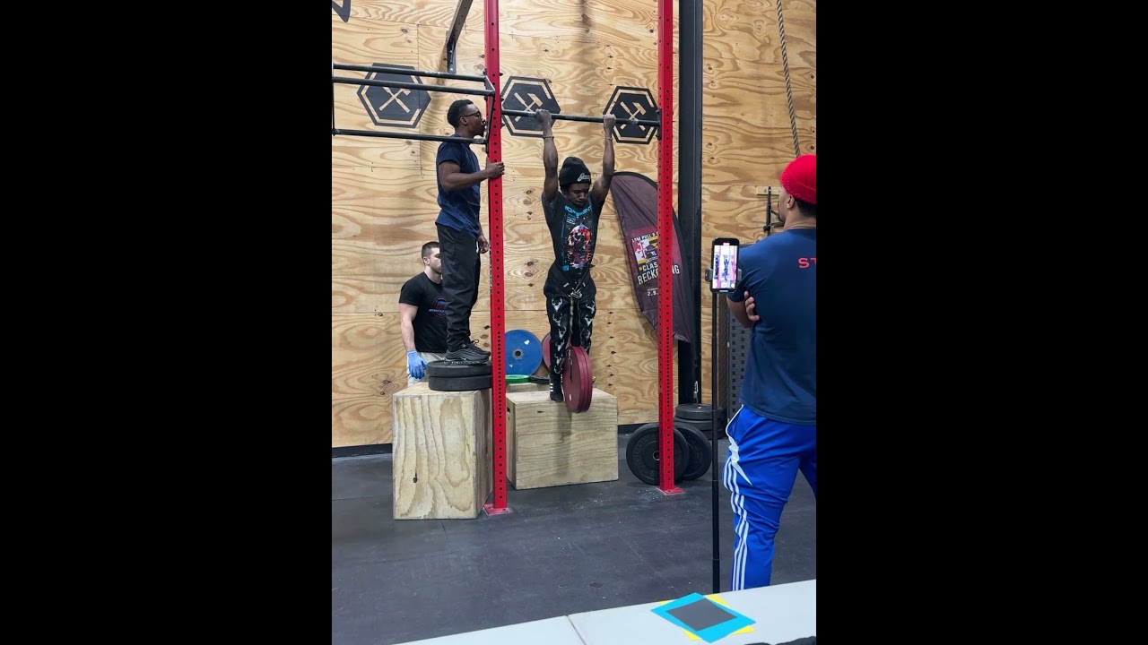 Weighted Chin-up 165 lbs/75kgs in comp 