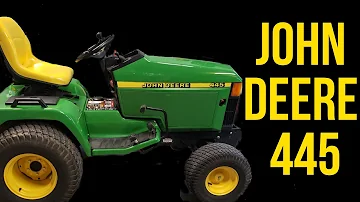 Kolik hodin vydrží traktor John Deere 445 v provozu?