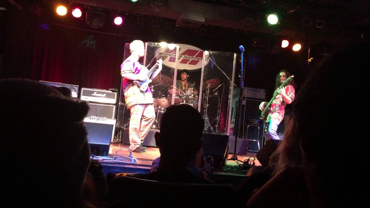 Mammoth - 'I am Error' Live 12/17/14