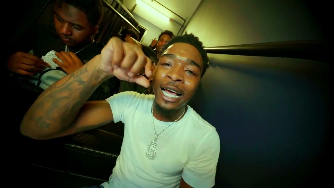 BABY 30 - JUST DO IT ft. BARGLITTY & DDUNKIN (Official Music Video)