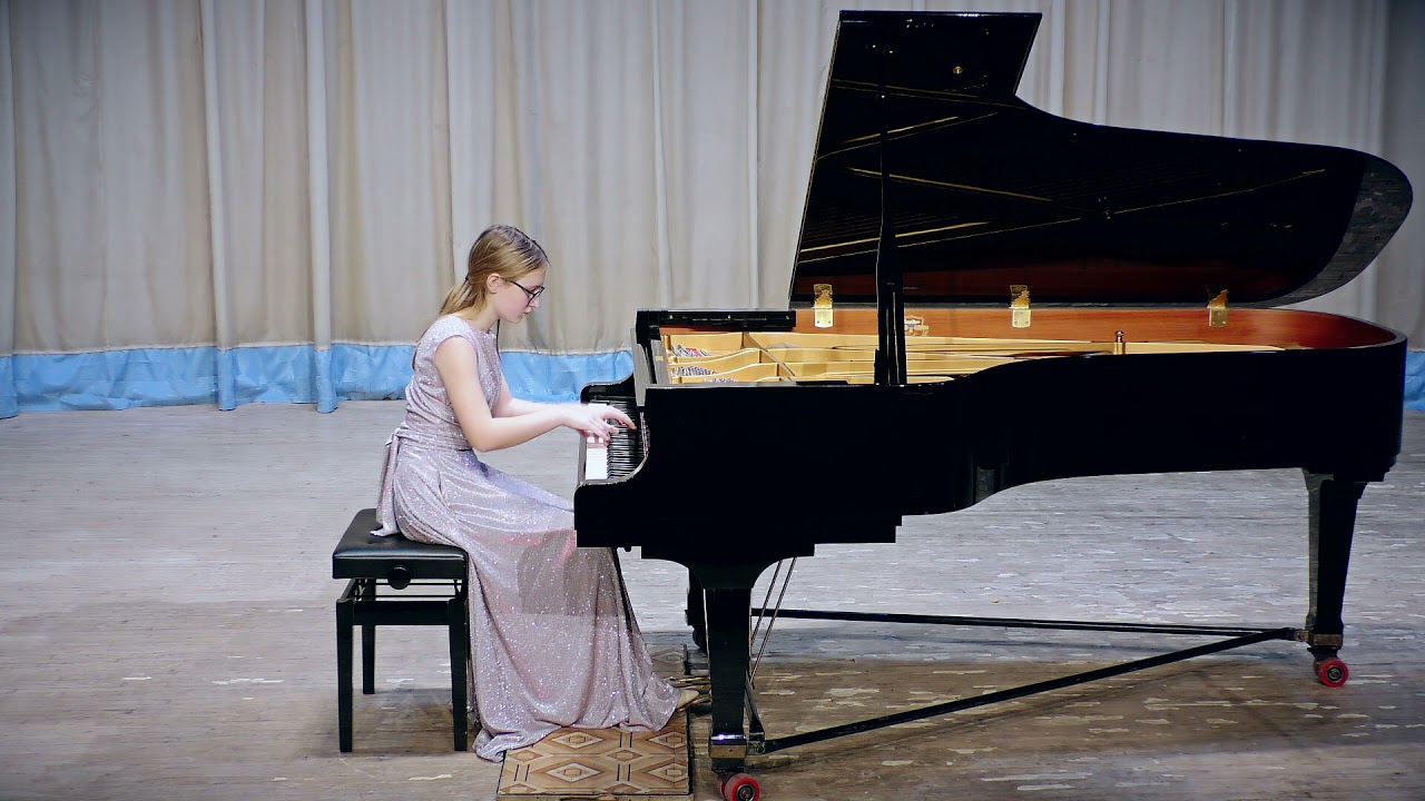 Валеева Алина - YouTube