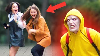 🔥SCARY HALLOWEEN GHOST PRANK 👻 - AWESOME REACTIONS 😲🔥