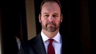 Ex-Trump campaign aide Rick Gates pleads guilty in Russia probe