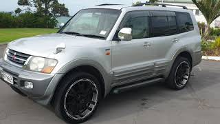 2002 Pajero on 22" rims