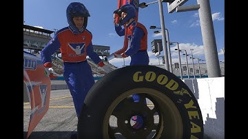 iRacing animated PitCrew (Rift)