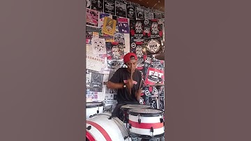 Last Child part 1 #lastchild#punk#punkrock#drums#drumcover#short#shorts