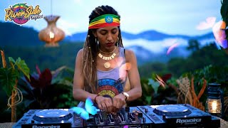 Strictly Female Rootswise &amp; Roots Reggae, Roots Reggae &amp; Lovers Rock Selection
