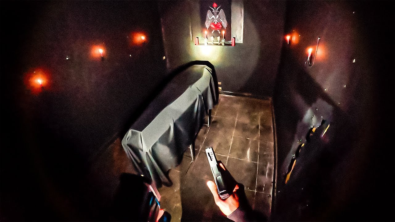 TEM UM CAIXAO NA SALA DA VERDADEIRA CASA DO MAL - CAÇADORES DE LENDAS