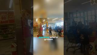 The day Geoffrey the Giraffe Said Goodbye #toysrus #children #toys #documentary #brandcollapse