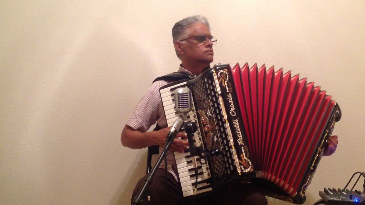 Njan varunnu krsinkal ( malayalam christian accordion music) YouTube