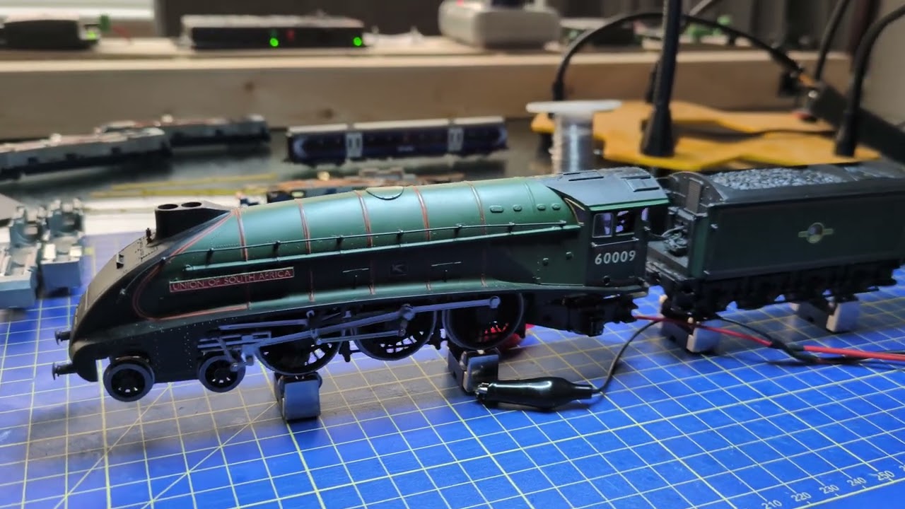 Watch Bachman OO Gauge A4 Union of South Africa DCC Sound Converted  ESU LokSound 5 video