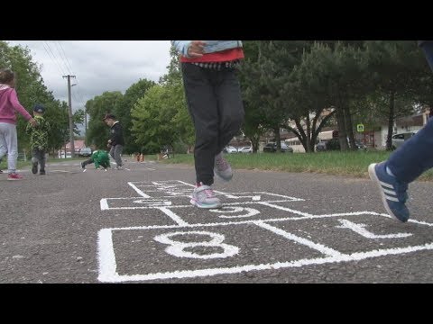 Video: Aké sú priemerné náklady na štvorcový meter na výstavbu domu v Kalifornii?