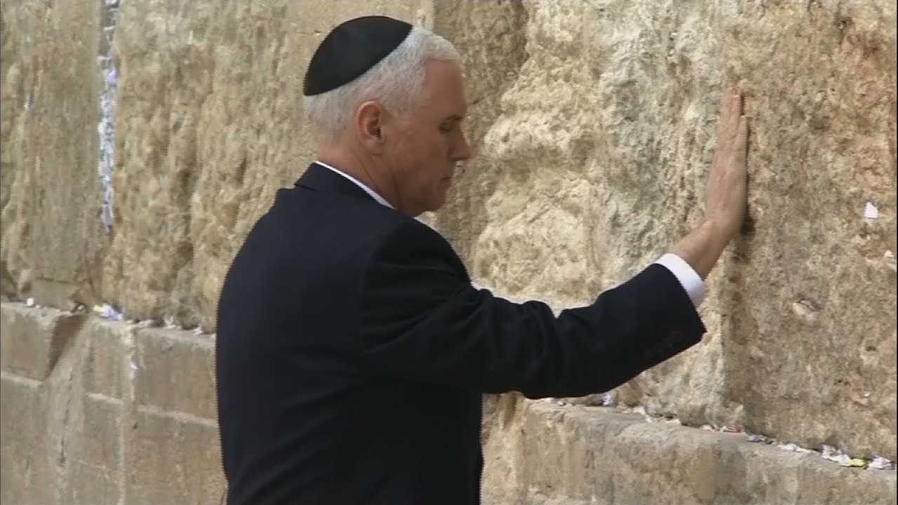 Pence Visits Jerusalem's Western Wall - YouTube