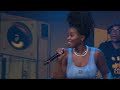 Wanitwa Mos, Master Kg & Lowsheen - Sofa Silahlane Ft. Nkosazana Daughter (Music Video)