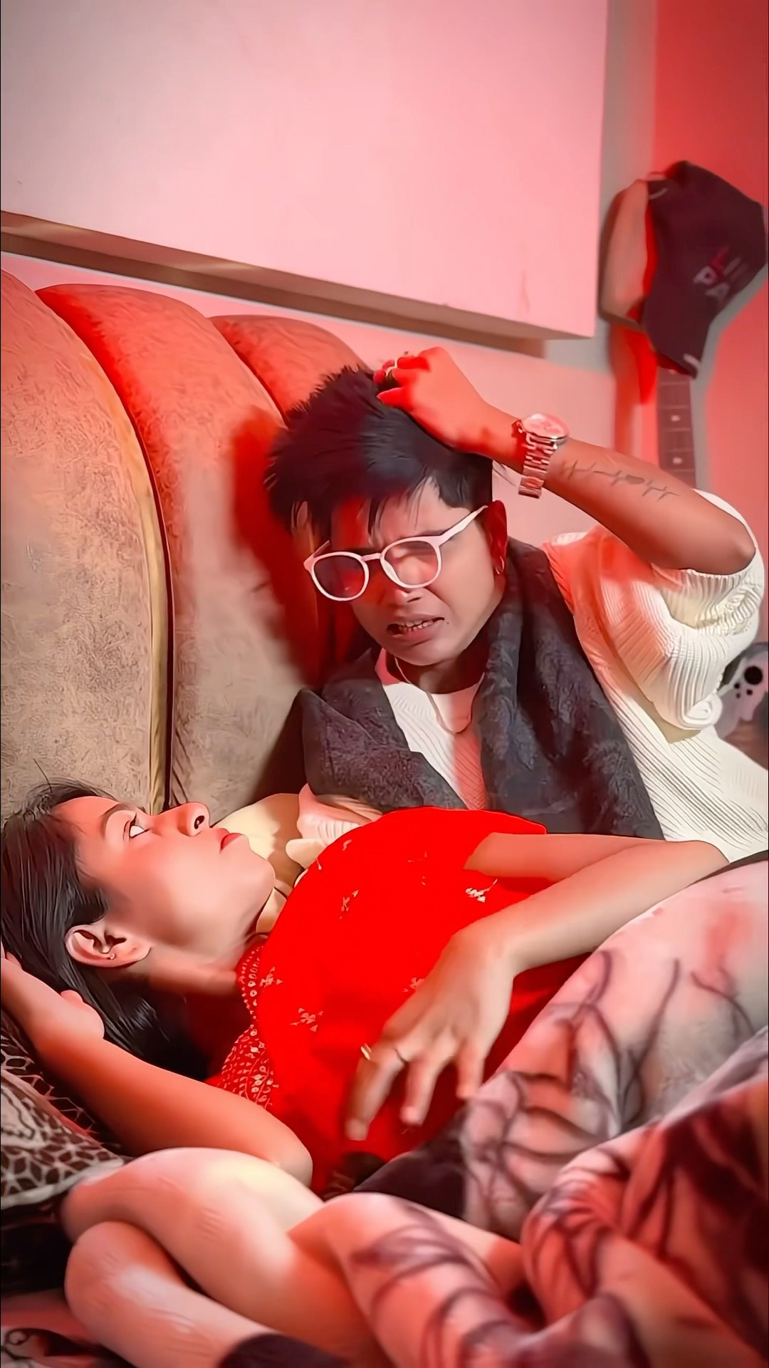 Baby ko sone bahi Nhi deta ?? #funny #rajjufam #love #comedy #ytshort ​⁠@chotanawab