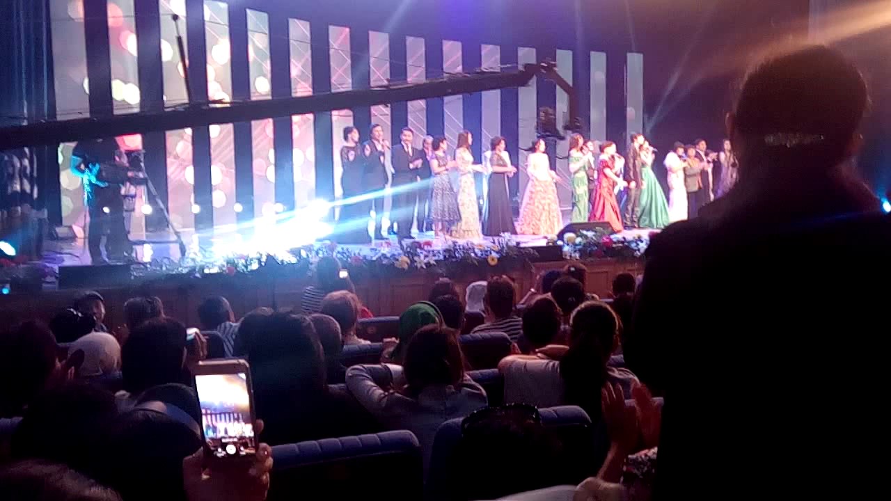 Концерт в Астане музарт тобы - YouTube