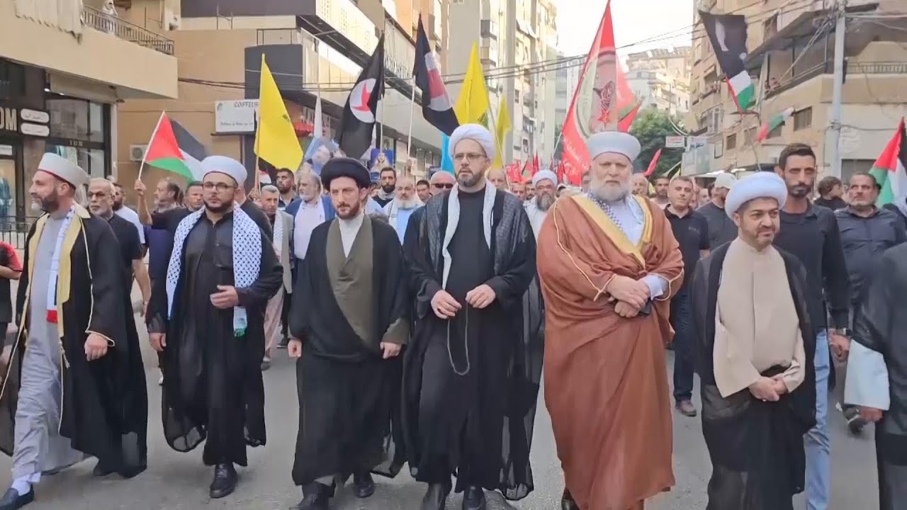 Hundreds of Hezbollah supporters and Palestinians in Sidon protest in solidarity with Gaza