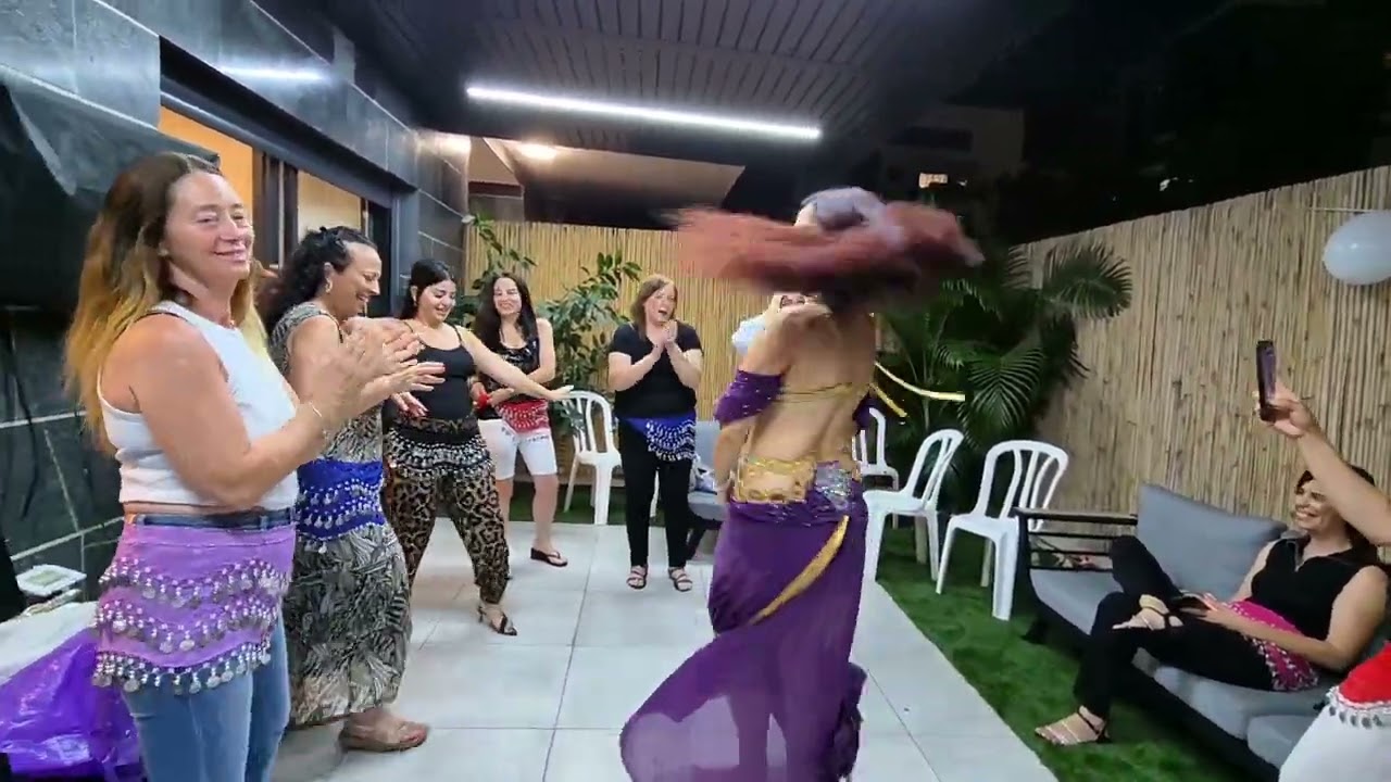 יום הולדת עם רקדנית בטן גל שמרון Gal Shimron 