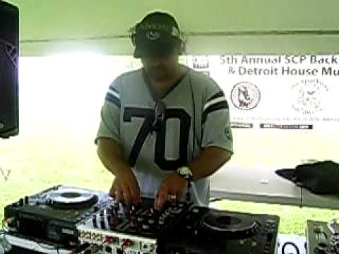 DJ Israel Live @ Detroit House Music PicNic July 2...