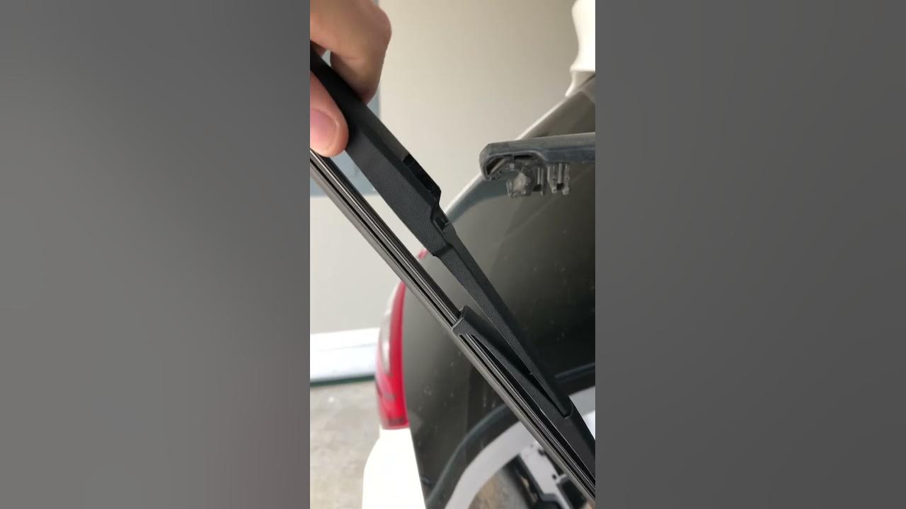 How to replace rear wiper blade on 2017 Toyota Sienna - YouTube