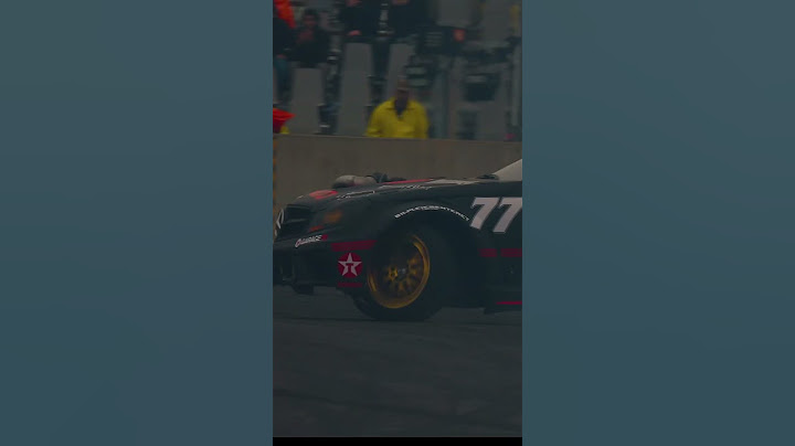 Insane diesel drift car filling the arena with black/white smoke #drift #drifting #diesel #mercedes