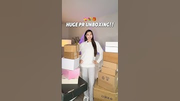 HUGE PR HAUL UNBOXING!! 💗 #unboxing #unboxingvideo #prhaul #skincare #collegelife #prunboxing #asmr