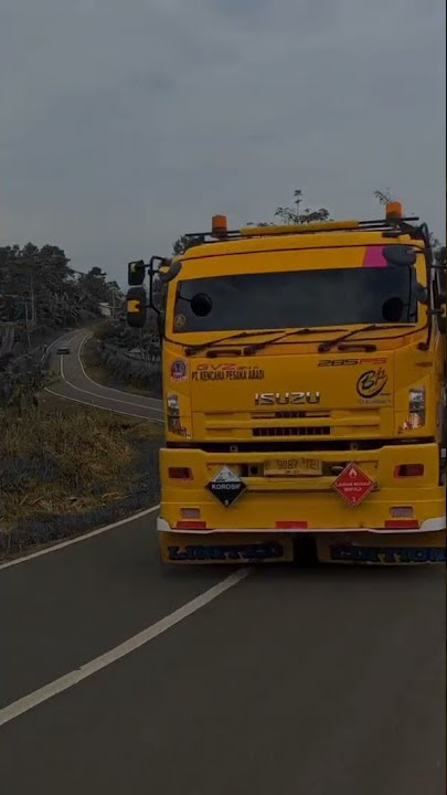 STORY'WA TRUCK ISUZU GIGA TAMPAN II PT KENCANA PESAKA ABADI