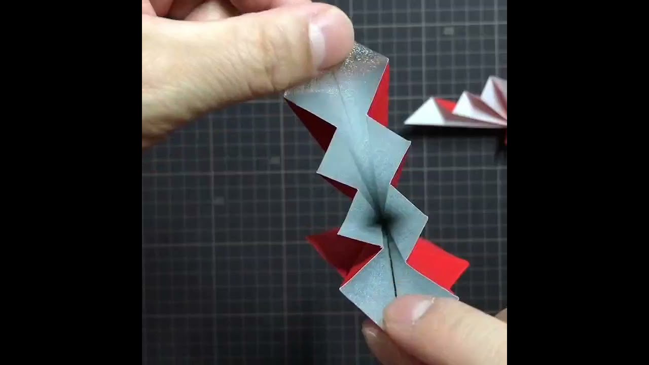 折り紙 扇鶴 お祝い 正月 折り鶴 祝い鶴 紅白 紅金 結婚式 おりがみ 新年 祝賀 Shorts おりがみルーム Origami Room 折り紙モンスター