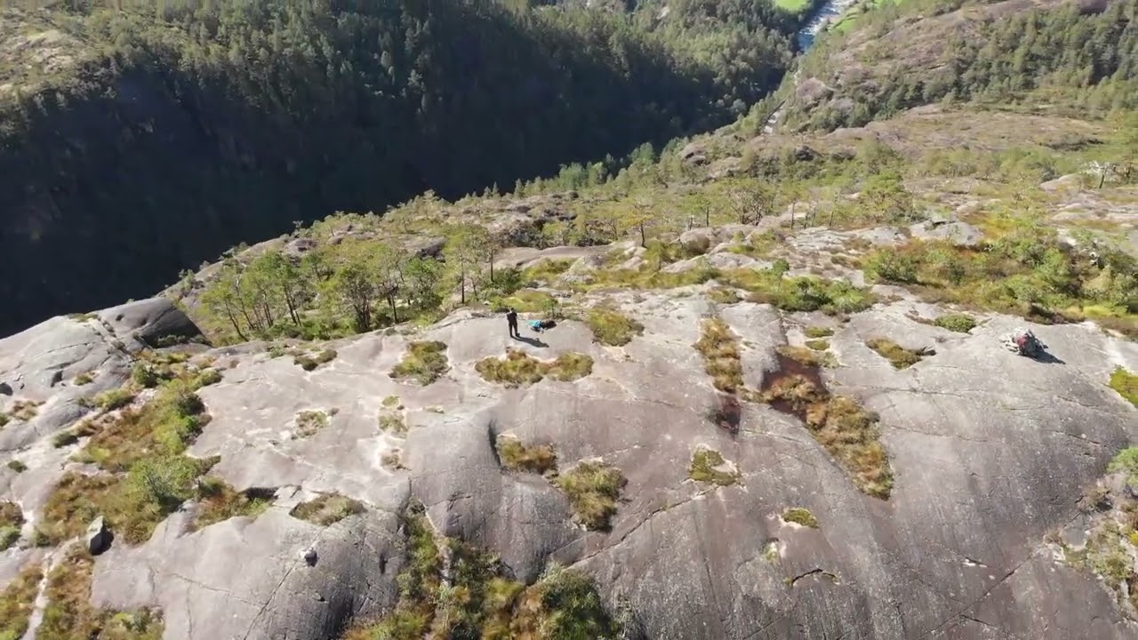 Jettegrytene on Rullestad