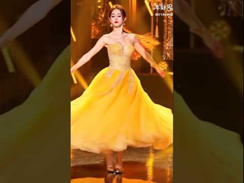 From Girl to Car The Most Shocking Transformation on Stage! #AGT #Magic #Talent #Shorts #magicod63