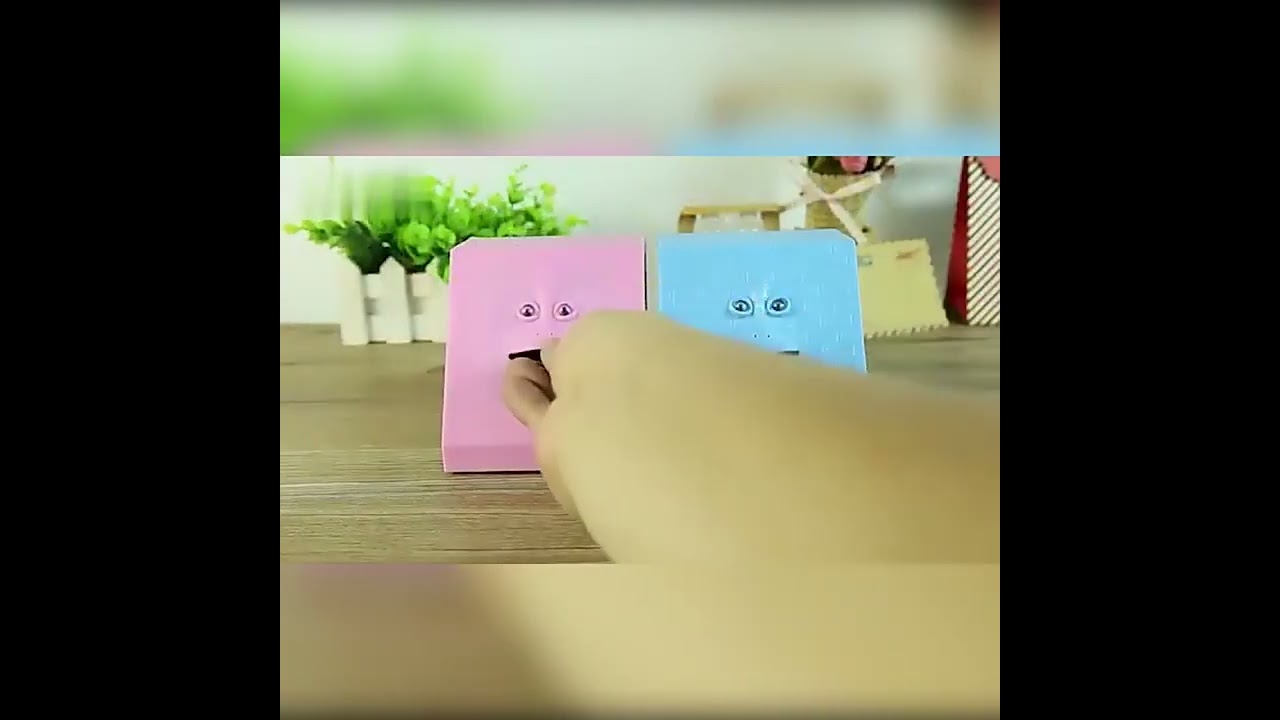 🏦Human Face Sensor Coin Eating Saving Money Box Funny Piggy Bank🪙Dream Fund from this funny bank！