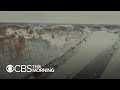 Arctic blast grips more than 220 million Americans