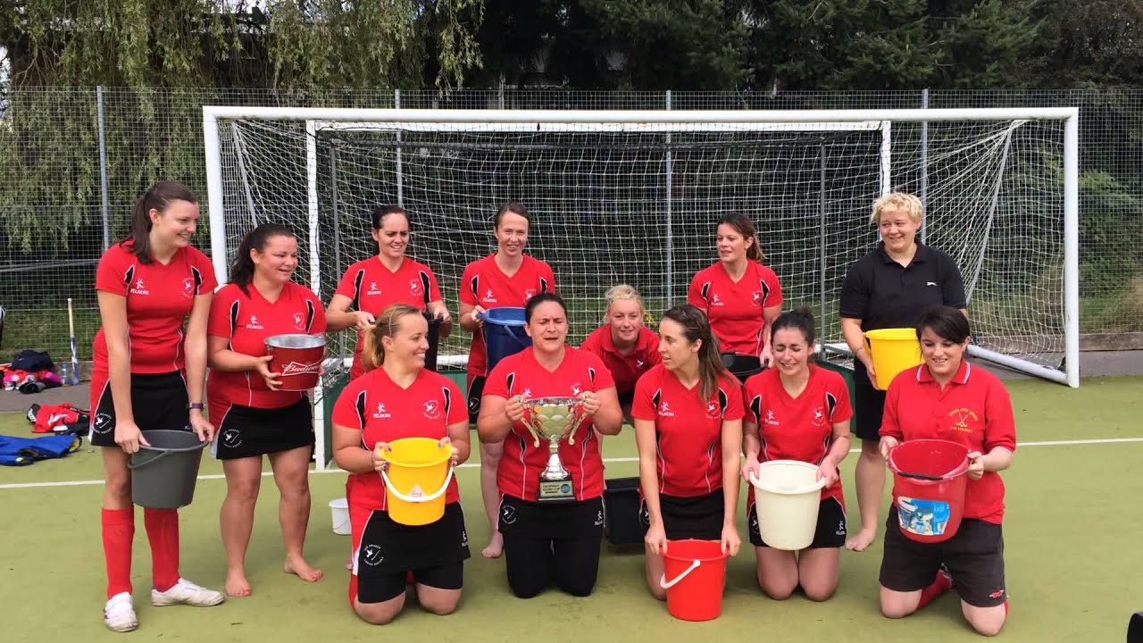 Ice bucket challenge for ALS by Sue Noake Hockey Club!! YouTube