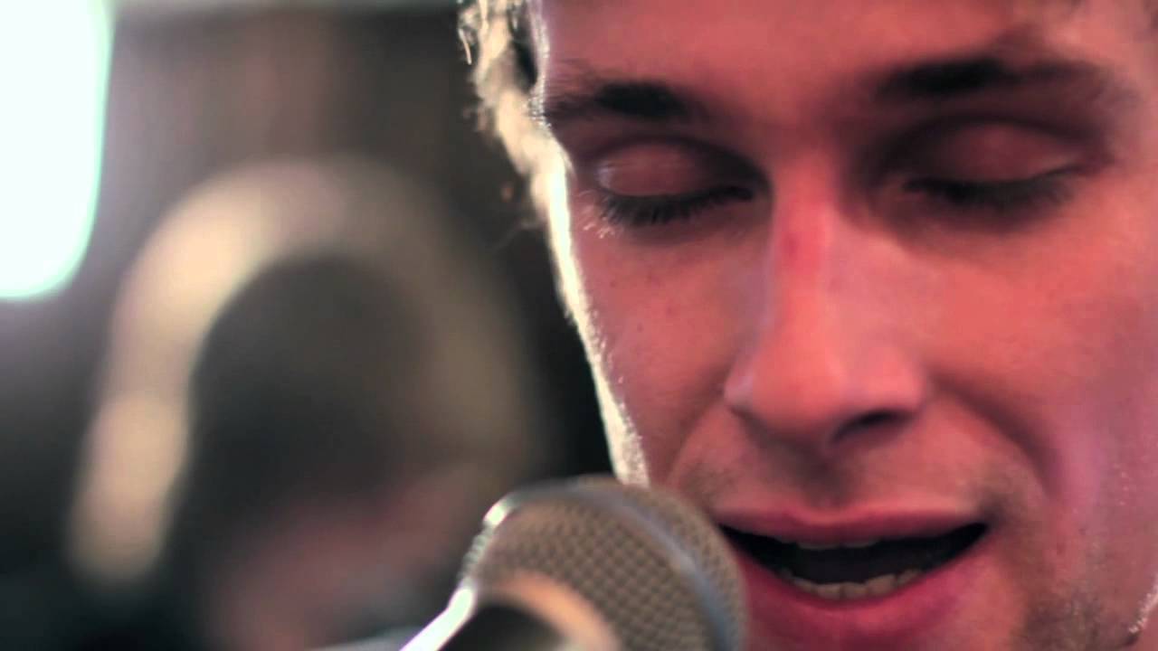 Red Bull Bedroom Jam Episode 2 :  Walking On Cars