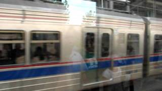 Seoul Metro 4000-series Line 4 train arriving at Dongjak