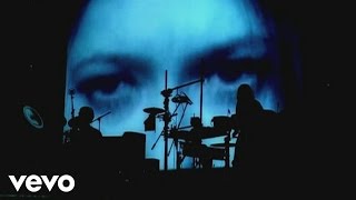 Video voorbeeld van "Groove Armada - Edge Hill (Live at Brixton)"