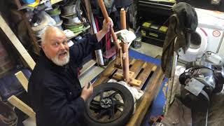 How to change a motorcycle tyre using tyre levers by Richards home mechanics 626 views 3 years ago 20 minutes