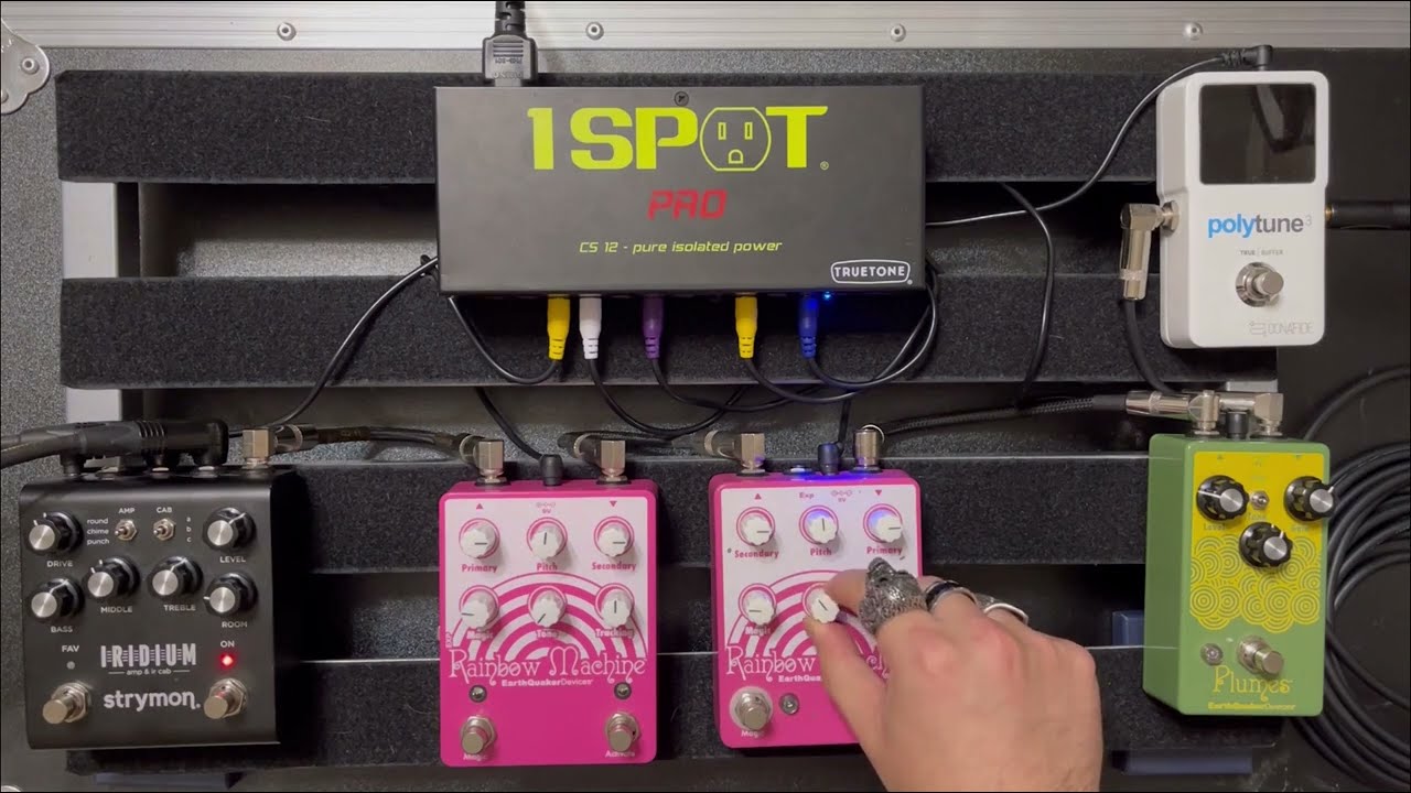 Earthquaker Devices Rainbow Machine Version 1 vs Version 2 - YouTube