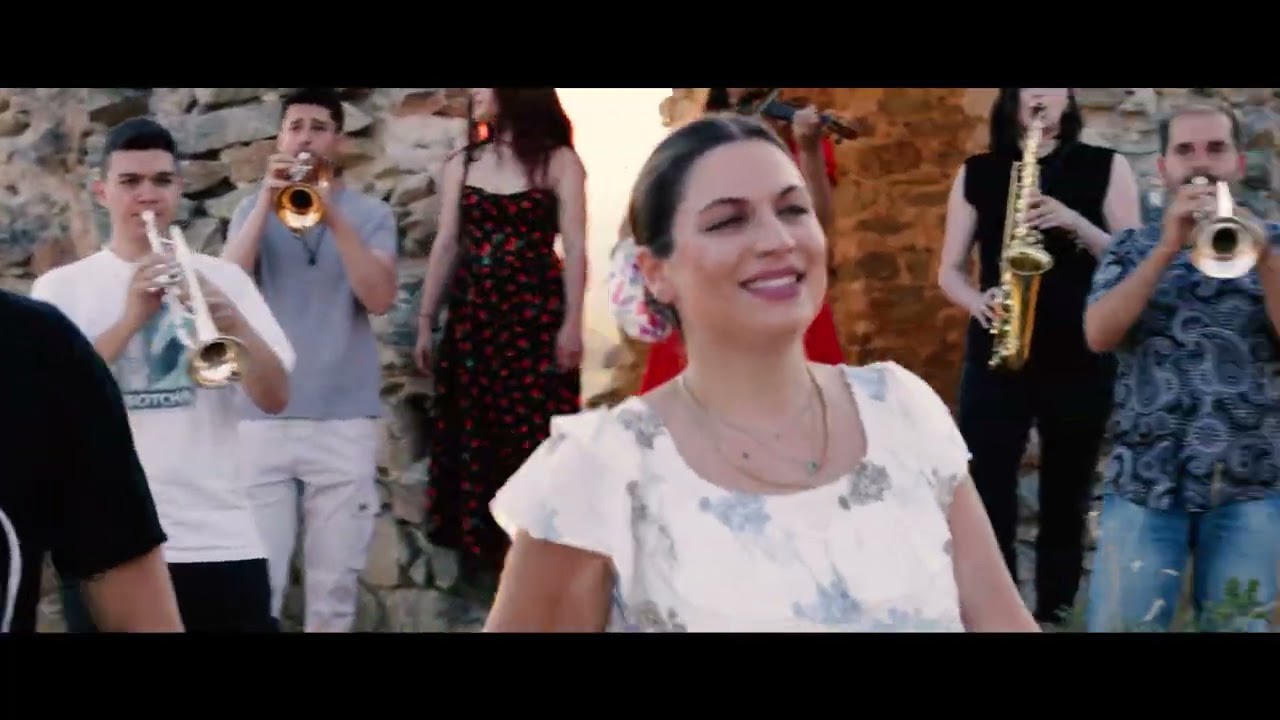 Σαββάτο Βράδυ, Στάμενα, Καραγιάνναινα