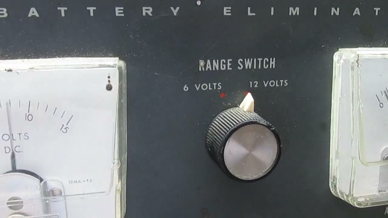 Автомобильный радиоприёмник Motorola AM 1962 года, модель CTM62