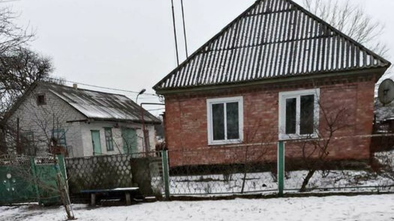 🏡 В продажі 2 Затишних Житлових Будинків з комунікаціями в селі