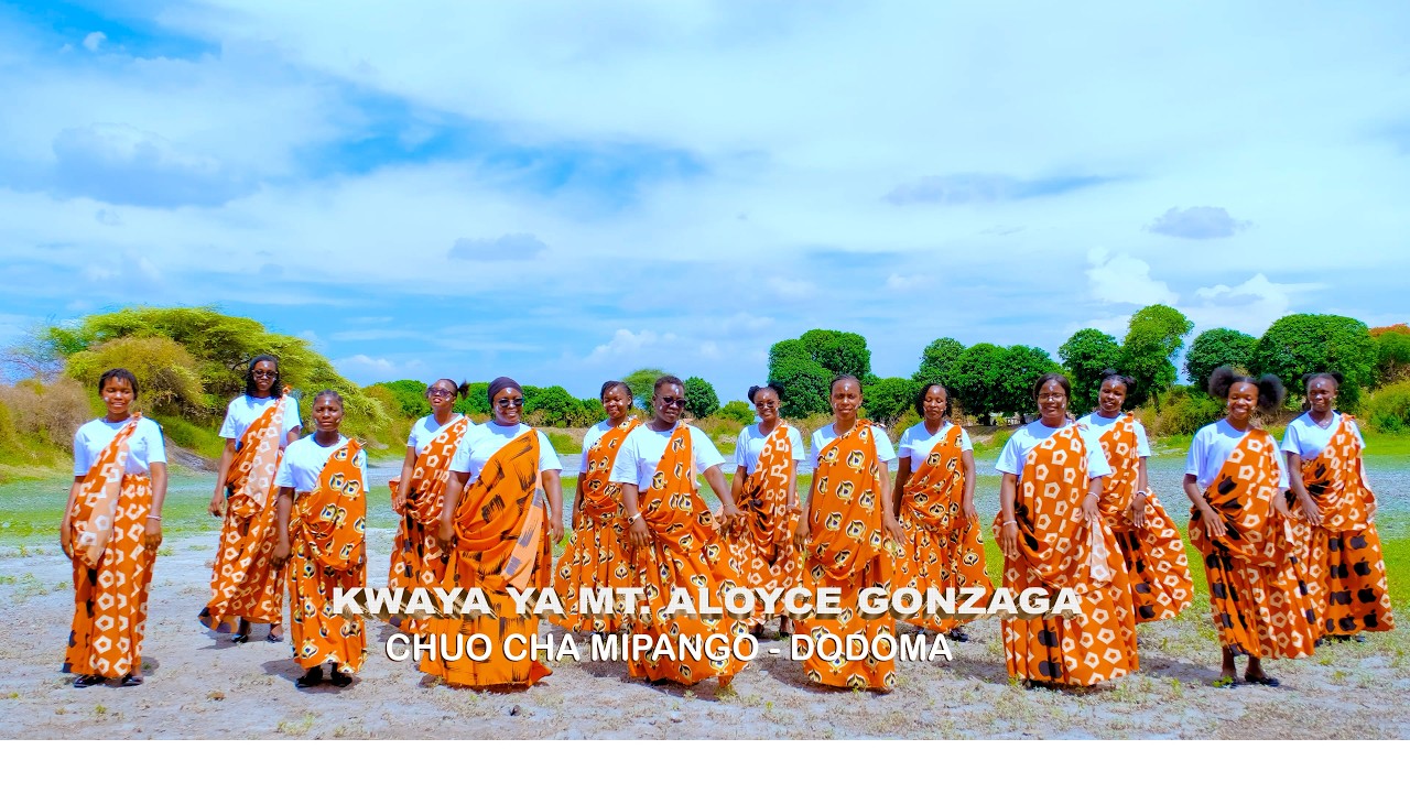 NURU HALISI - Kwaya ya Mt . Aloyce Gonzaga Chuo cha Mipango-Dodoma (official Video)_tp